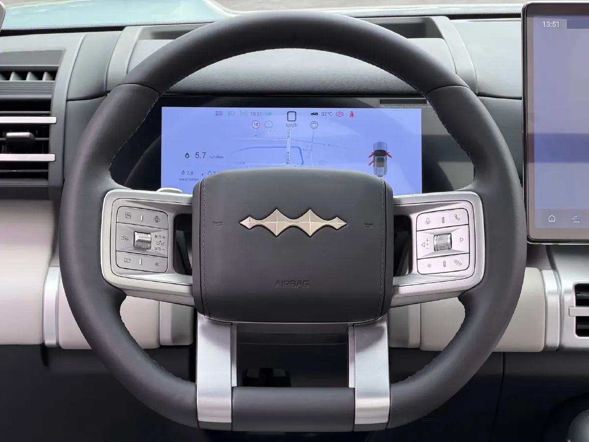 2025 FangChengBao Tai 7 1.5T 156HP L4 E-CVT PHEV,autocango,china used car exporter,china ev exporter,chinese used car exporter,chinese used ev exporter