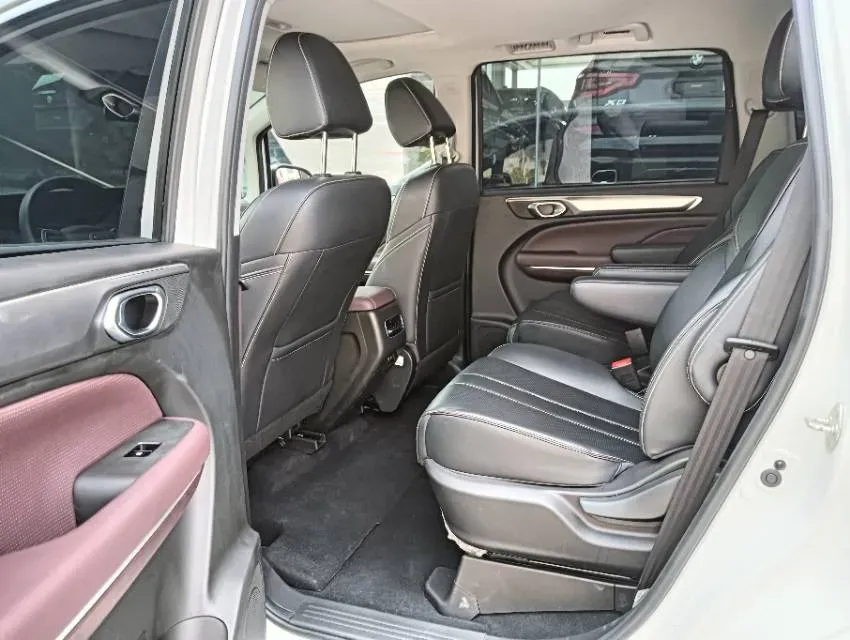 2023 GAC Trumpchi M6 1.5T 177HP L4 7DCT,autocango,china used car exporter,china ev exporter,chinese used car exporter,chinese used ev exporter