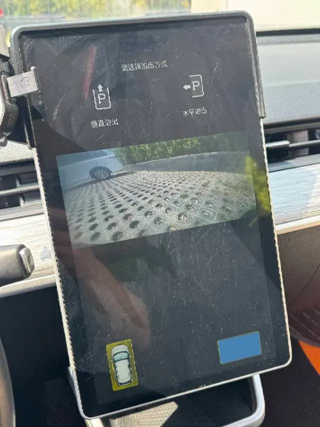 2022 ChangAn Oshan X7 Plus 1.5T 188HP L4 7DCT,autocango,china used car exporter,china ev exporter,chinese used car exporter,chinese used ev exporter