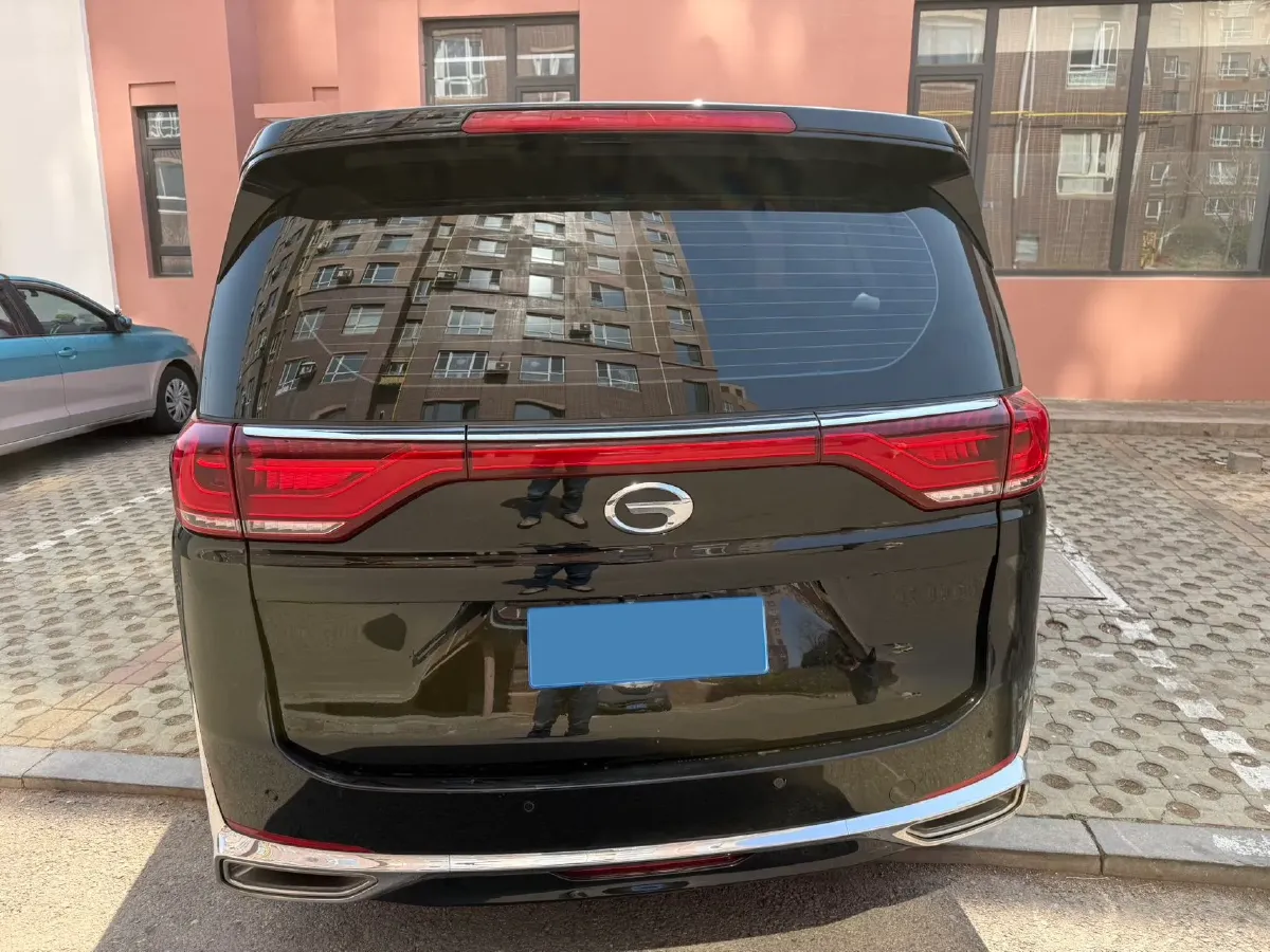 2021 GAC Trumpchi M8 2.0T 252HP L4 8AT,autocango,china used car exporter,china ev exporter,chinese used car exporter,chinese used ev exporter