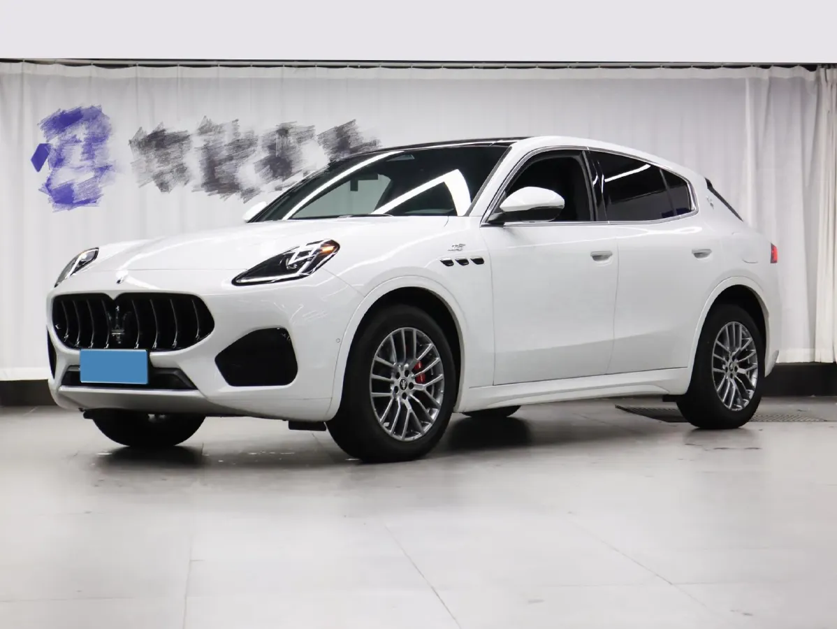 2023 Maserati Grecale 2.0T 300HP L4 8AT,autocango,china used car exporter,china ev exporter,chinese used car exporter,chinese used ev exporter