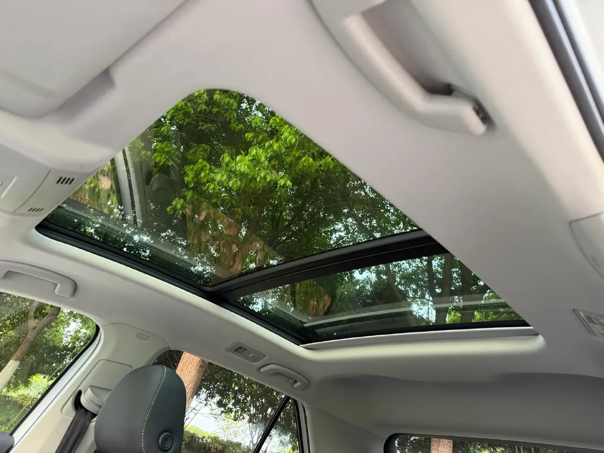 2022 Volkswagen T-Roc 1.4T 150HP L4 7DCT,autocango,china used car exporter,china ev exporter,chinese used car exporter,chinese used ev exporter