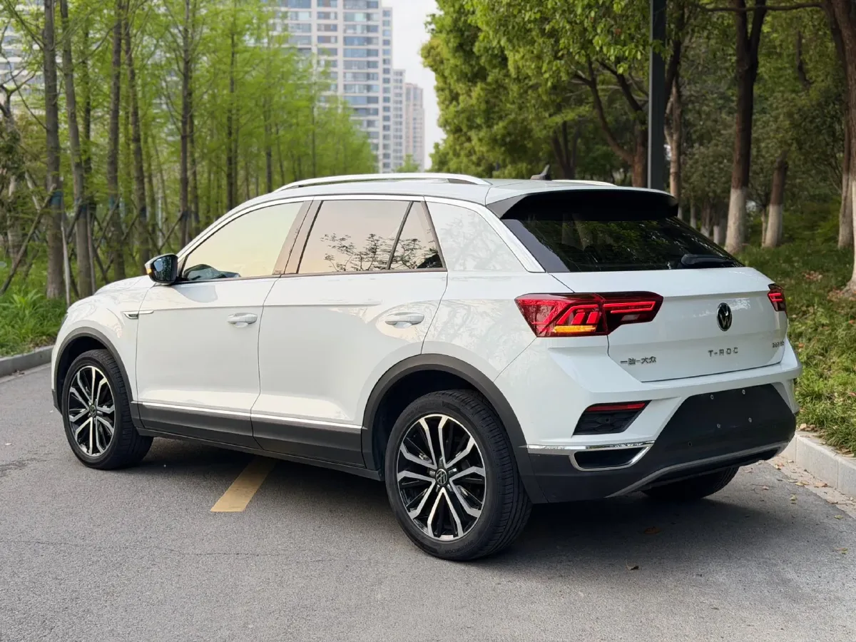 2022 Volkswagen T-Roc 1.4T 150HP L4 7DCT,autocango,china used car exporter,china ev exporter,chinese used car exporter,chinese used ev exporter