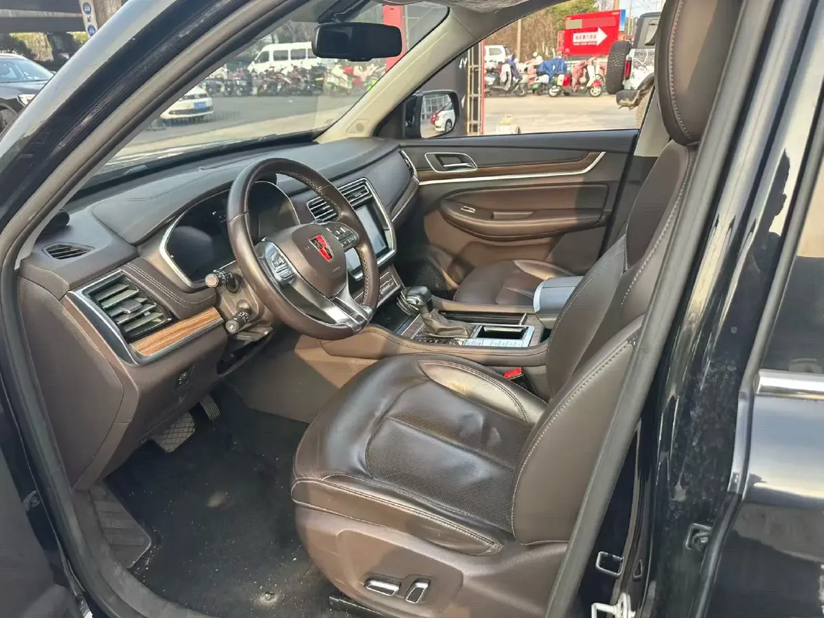 2019 Roewe RX8 2.0T 222HP L4 6AT,autocango,china used car exporter,china ev exporter,chinese used car exporter,chinese used ev exporter