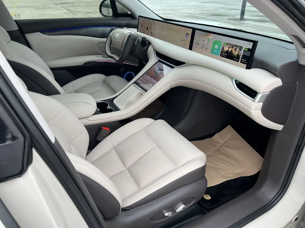 2023 IM LS6 BEV 71KWH,autocango,china used car exporter,china ev exporter,chinese used car exporter,chinese used ev exporter