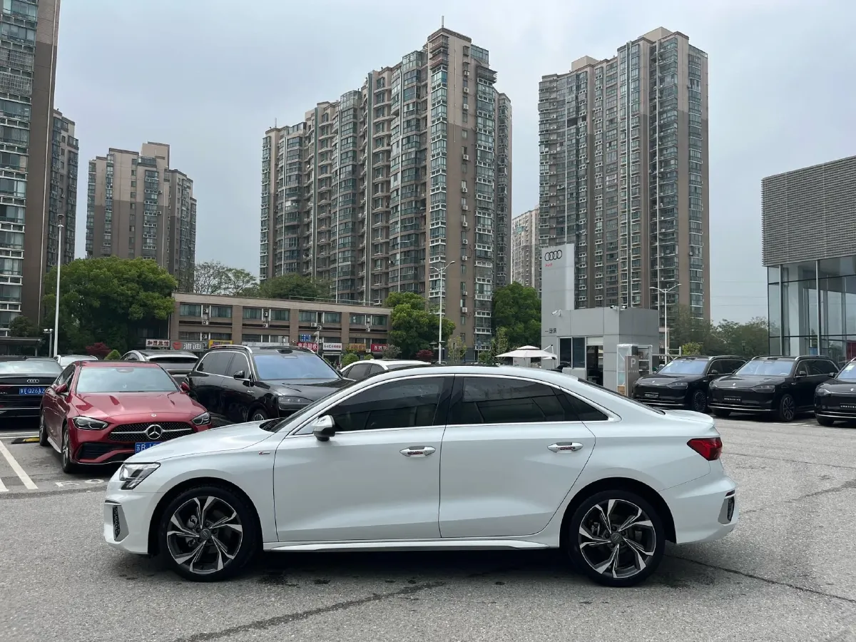2021 Audi A3 1.4T 150HP L4 7DCT,autocango,china used car exporter,china ev exporter,chinese used car exporter,chinese used ev exporter