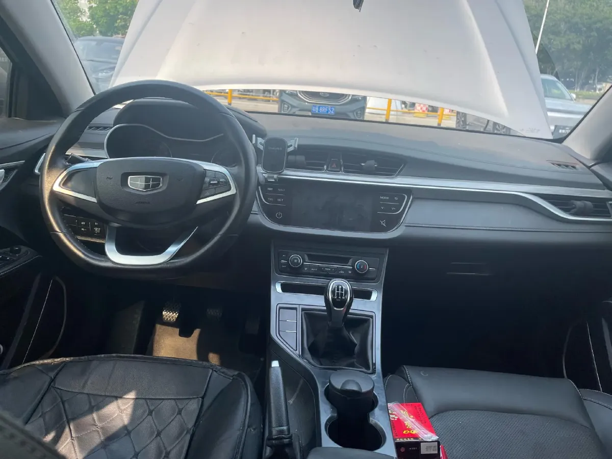 2019 Geely Emgrand 1.5L 109HP L4 5MT,autocango,china used car exporter,china ev exporter,chinese used car exporter,chinese used ev exporter