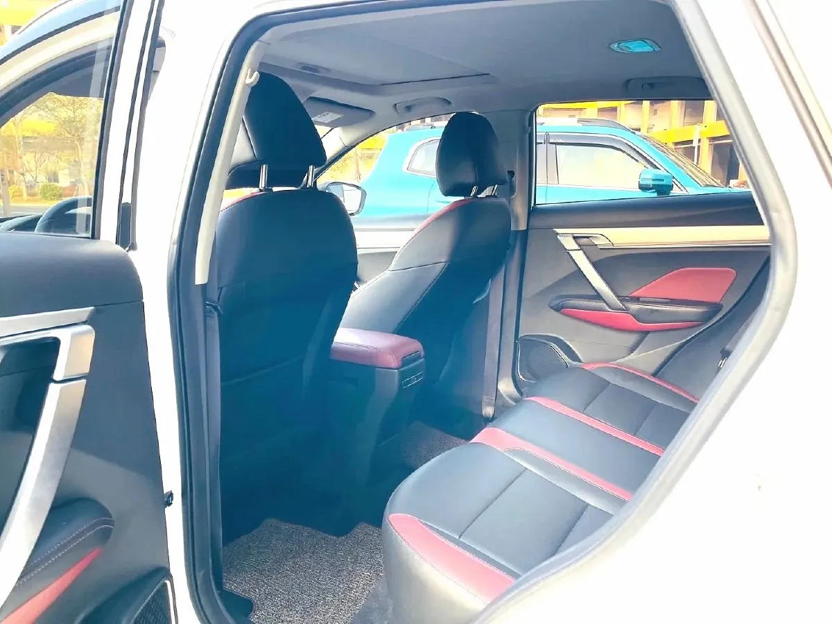 2021 Geely Coolray 1.4T 141HP L4 6DCT,autocango,china used car exporter,china ev exporter,chinese used car exporter,chinese used ev exporter