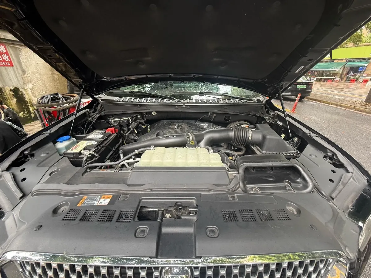 2022 Porsche Panamera 2.9T 330HP V6 8DCT PHEV 17.9KWH,autocango,china used car exporter,china ev exporter,chinese used car exporter,chinese used ev exporter