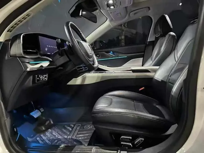 2022 Lincoln Z 2.0T 246HP L4 8AT,autocango,china used car exporter,china ev exporter,chinese used car exporter,chinese used ev exporter