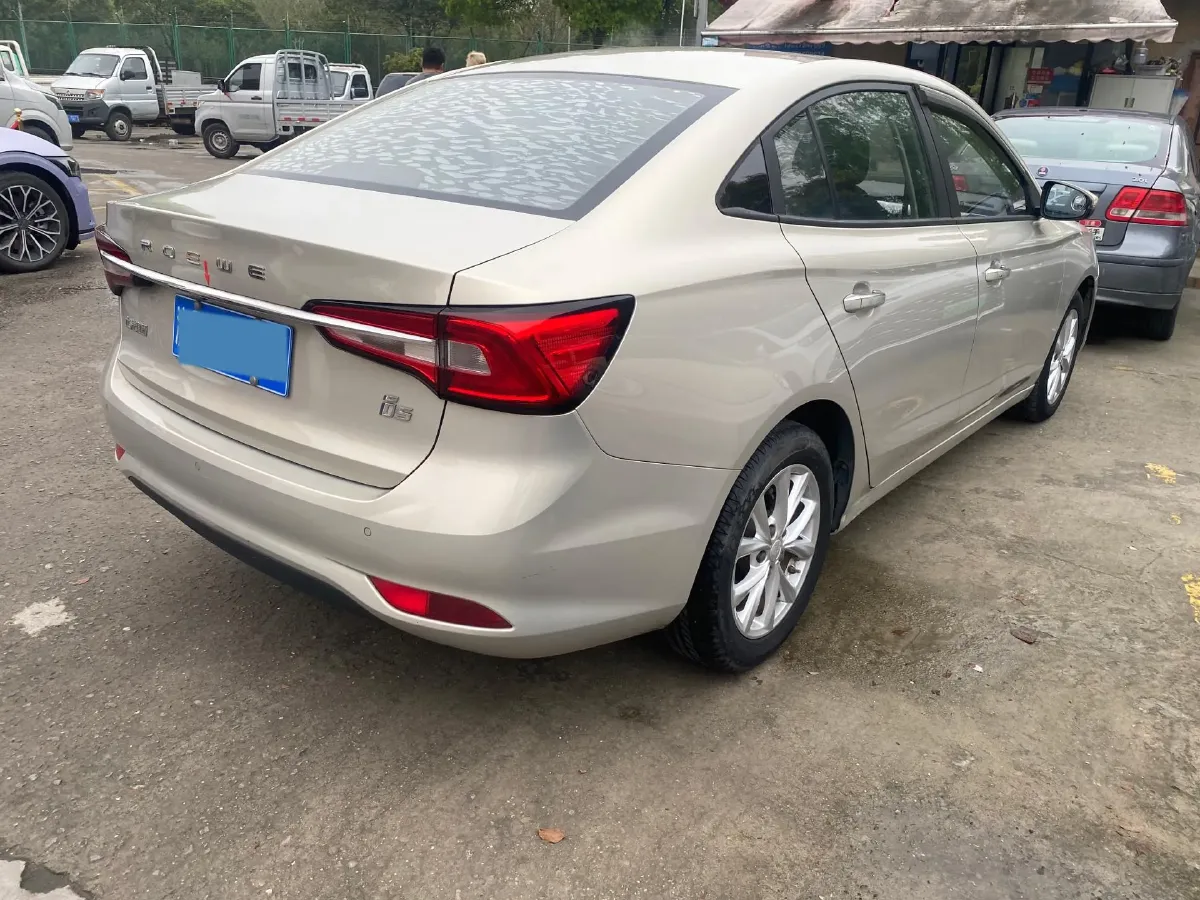 2019 Roewe i5 1.5L 120HP L4 CVT,autocango,china used car exporter,china ev exporter,chinese used car exporter,chinese used ev exporter