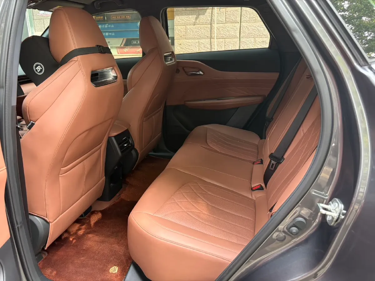 2024 ChangAn UNI-Z 1.5L 98HP L4 E-CVT PHEV 18.4KWH,autocango,china used car exporter,china ev exporter,chinese used car exporter,chinese used ev exporter