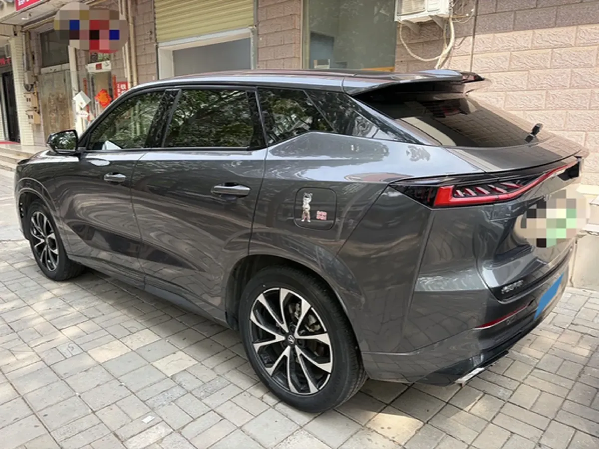 2024 ChangAn UNI-Z 1.5L 98HP L4 E-CVT PHEV 18.4KWH,autocango,china used car exporter,china ev exporter,chinese used car exporter,chinese used ev exporter