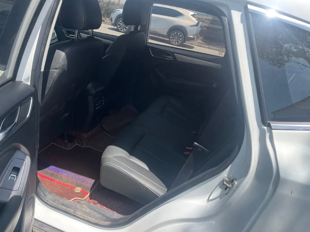 2020 Dongfeng YuFeng P16 2.4T 218HP L4 6MT,autocango,china used car exporter,china ev exporter,chinese used car exporter,chinese used ev exporter