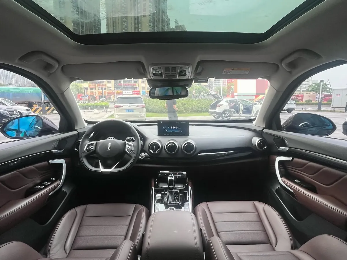 2017 WEY VV7 2.0T 234HP L4 7DCT,autocango,china used car exporter,china ev exporter,chinese used car exporter,chinese used ev exporter