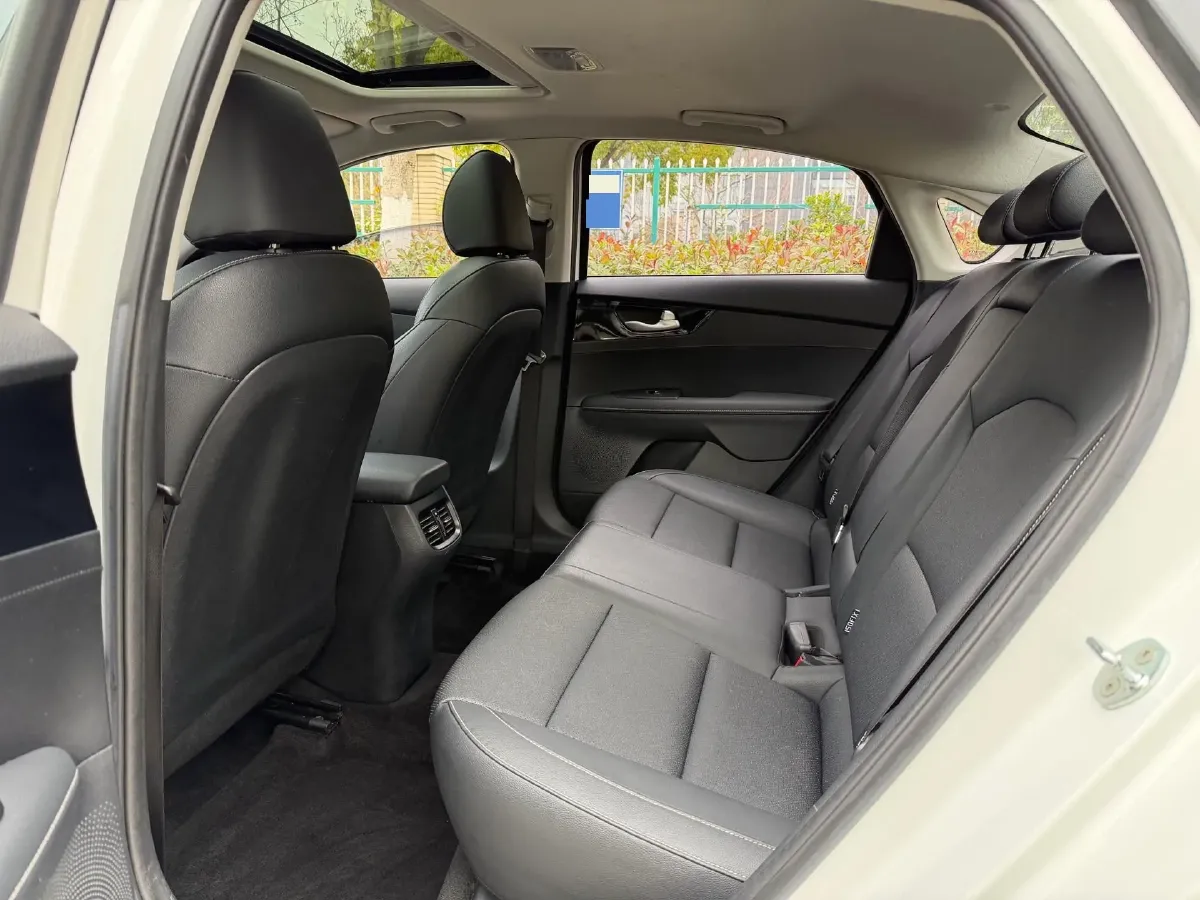 2021 Kia K3 1.5L 115HP L4 CVT,autocango,china used car exporter,china ev exporter,chinese used car exporter,chinese used ev exporter