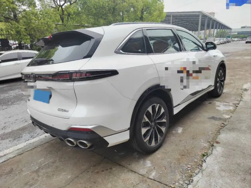 2025 ChangAn CS75 Plus 2.0T 233HP L4 8AT,autocango,china used car exporter,china ev exporter,chinese used car exporter,chinese used ev exporter