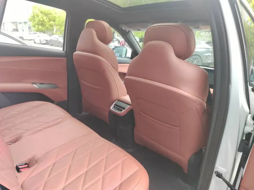 2025 ChangAn CS75 Plus 2.0T 233HP L4 8AT,autocango,china used car exporter,china ev exporter,chinese used car exporter,chinese used ev exporter