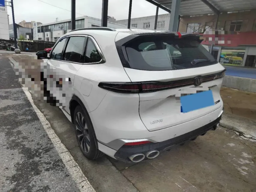 2025 ChangAn CS75 Plus 2.0T 233HP L4 8AT,autocango,china used car exporter,china ev exporter,chinese used car exporter,chinese used ev exporter