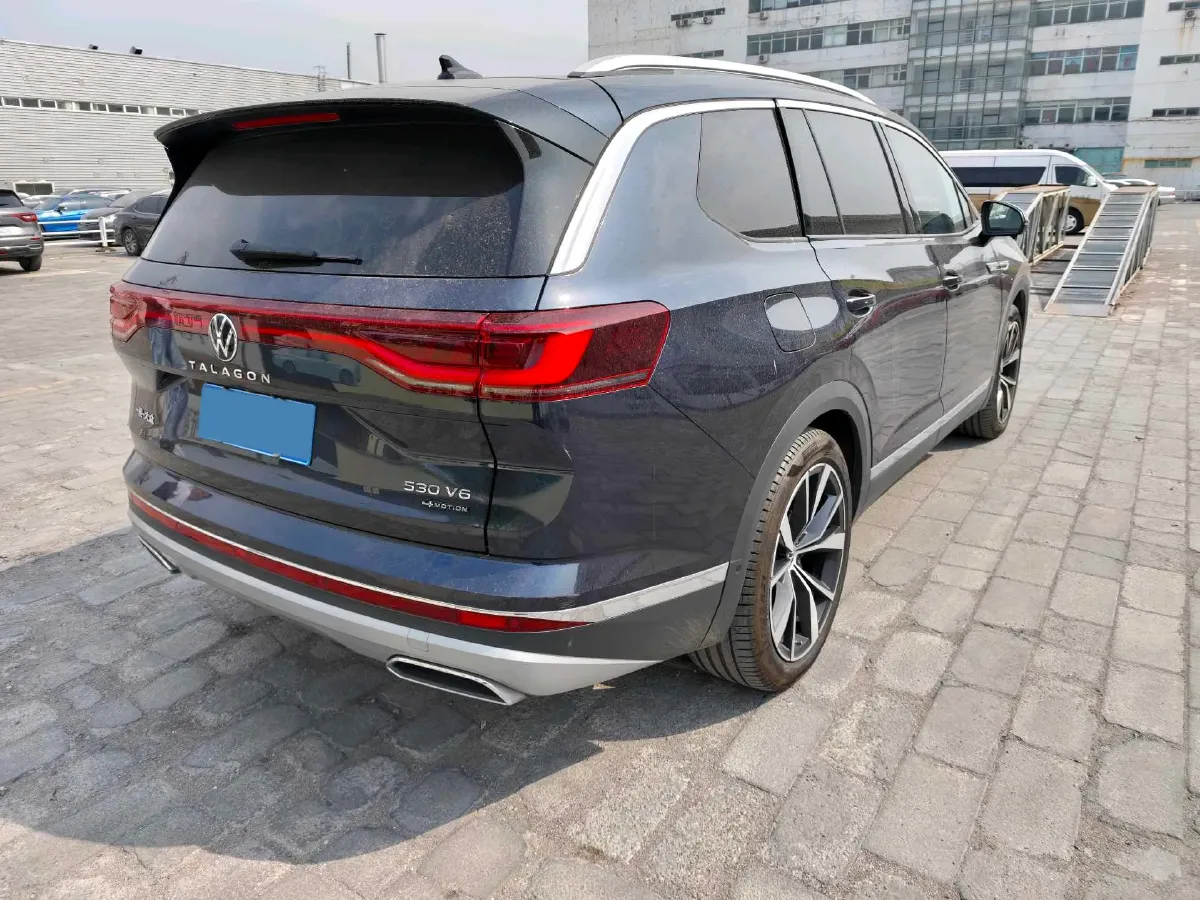 2022 Volkswagen Talagon 2.5T 299HP V6 7DCT,autocango,china used car exporter,china ev exporter,chinese used car exporter,chinese used ev exporter
