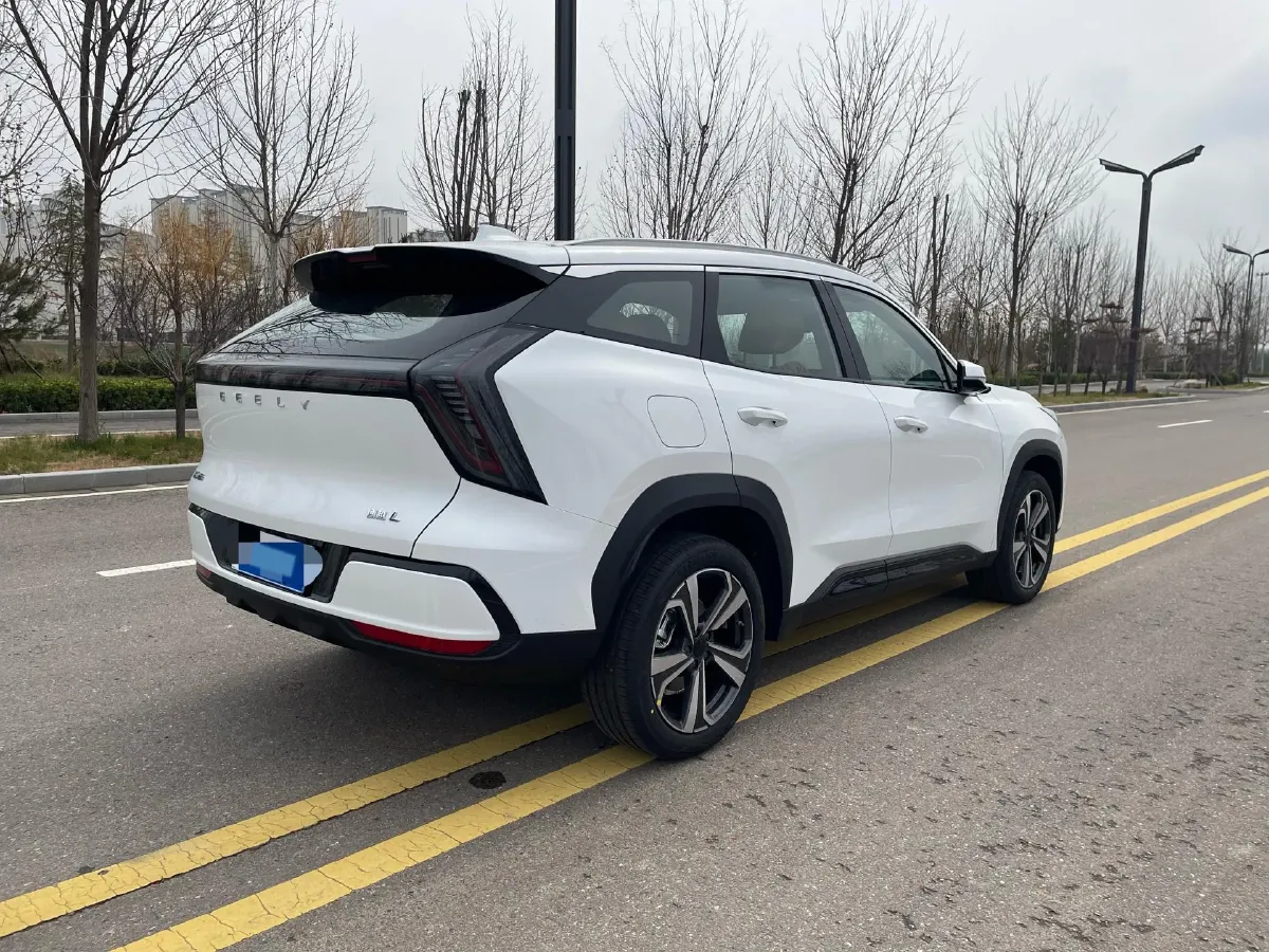 2025 Geely StarRay 1.5T 181HP L4 7DCT,autocango,china used car exporter,china ev exporter,chinese used car exporter,chinese used ev exporter