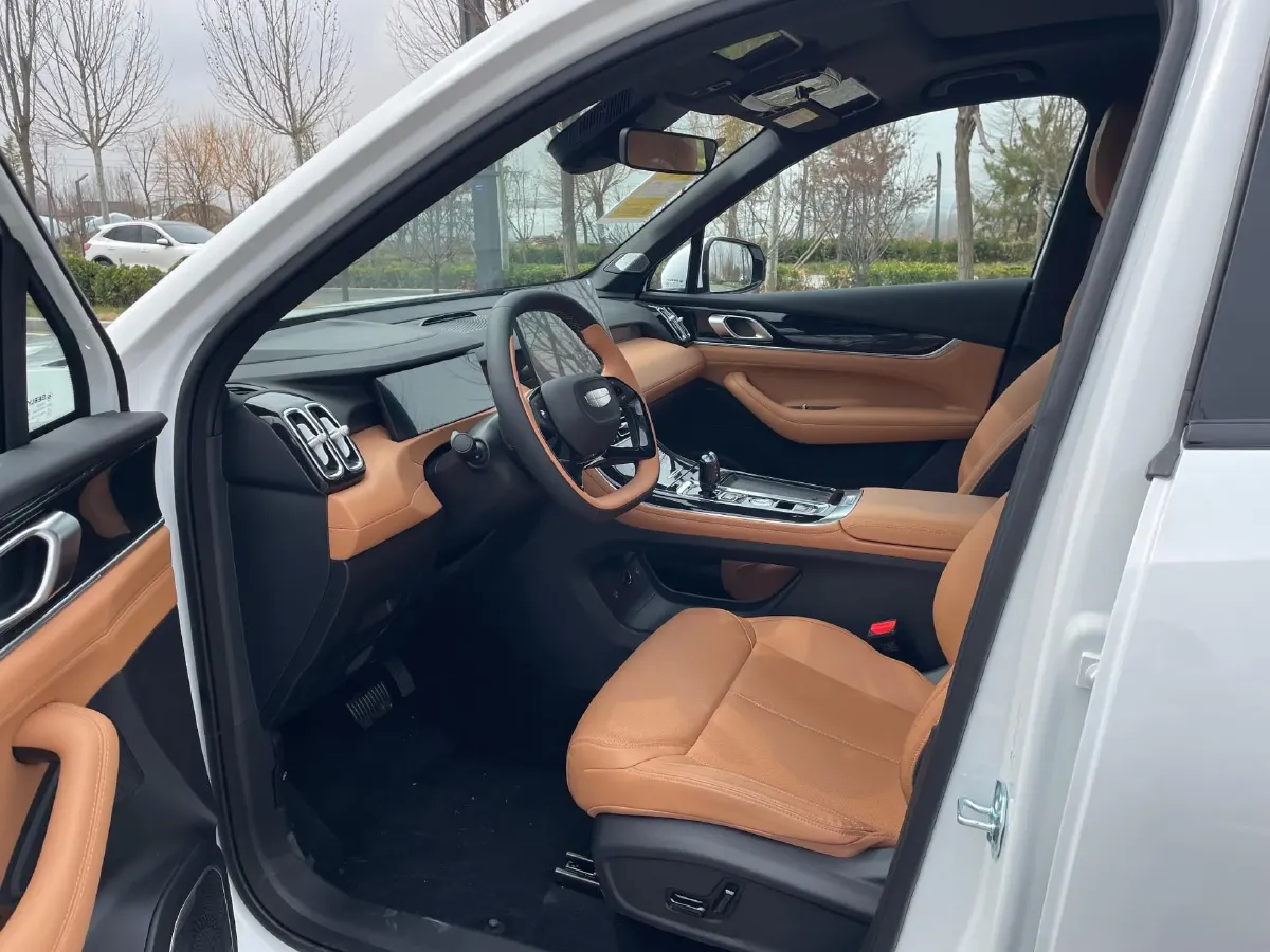 2025 Geely StarRay 1.5T 181HP L4 7DCT,autocango,china used car exporter,china ev exporter,chinese used car exporter,chinese used ev exporter