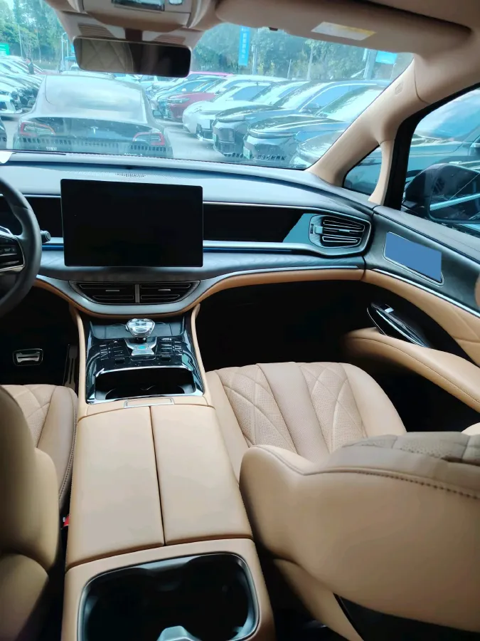 2025 Denza D9 1.5T 156HP L4 E-CVT PHEV 40KWH,autocango,china used car exporter,china ev exporter,chinese used car exporter,chinese used ev exporter