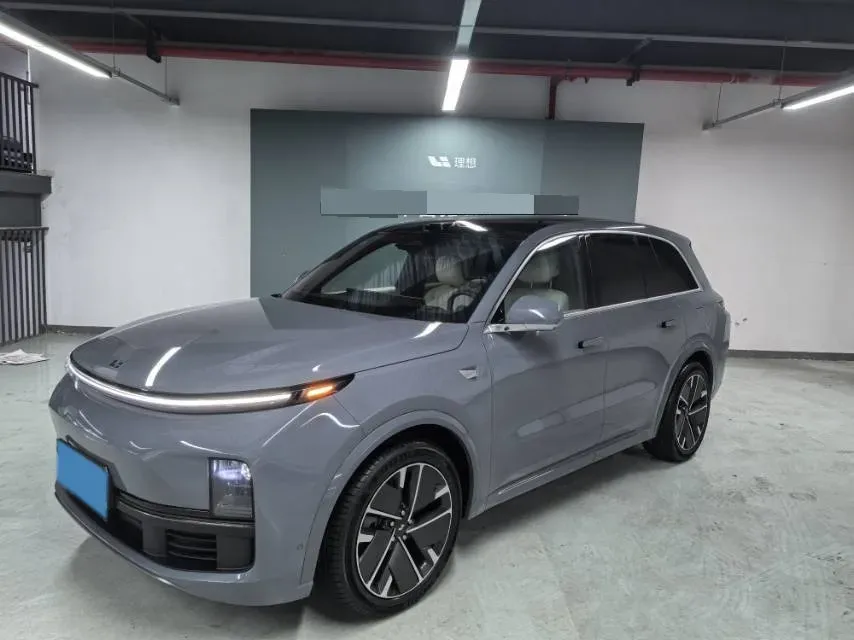 2025 Li L8 Range Extended 154HP REEV,autocango,china used car exporter,china ev exporter,chinese used car exporter,chinese used ev exporter