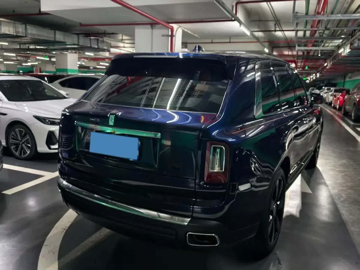 2018 Rolls-Royce Cullinan 6.7T 571HP V12 8AT,autocango,china used car exporter,china ev exporter,chinese used car exporter,chinese used ev exporter