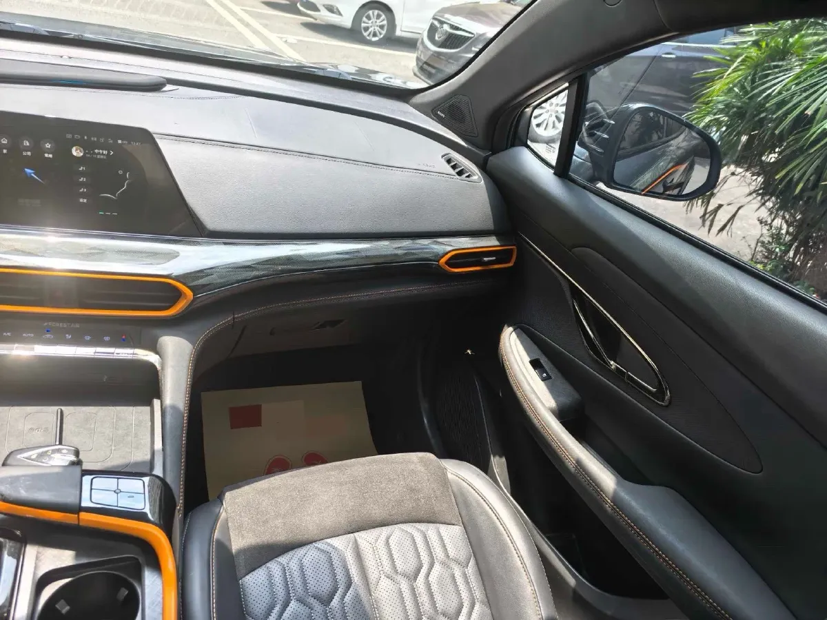 2021 ChangAn UNI-T 1.5T 180HP L4 7DCT,autocango,china used car exporter,china ev exporter,chinese used car exporter,chinese used ev exporter