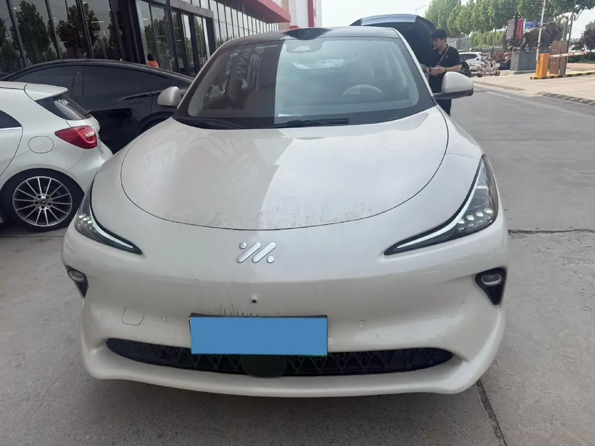 2025 IM LS6 BEV 75KWH,autocango,china used car exporter,china ev exporter,chinese used car exporter,chinese used ev exporter