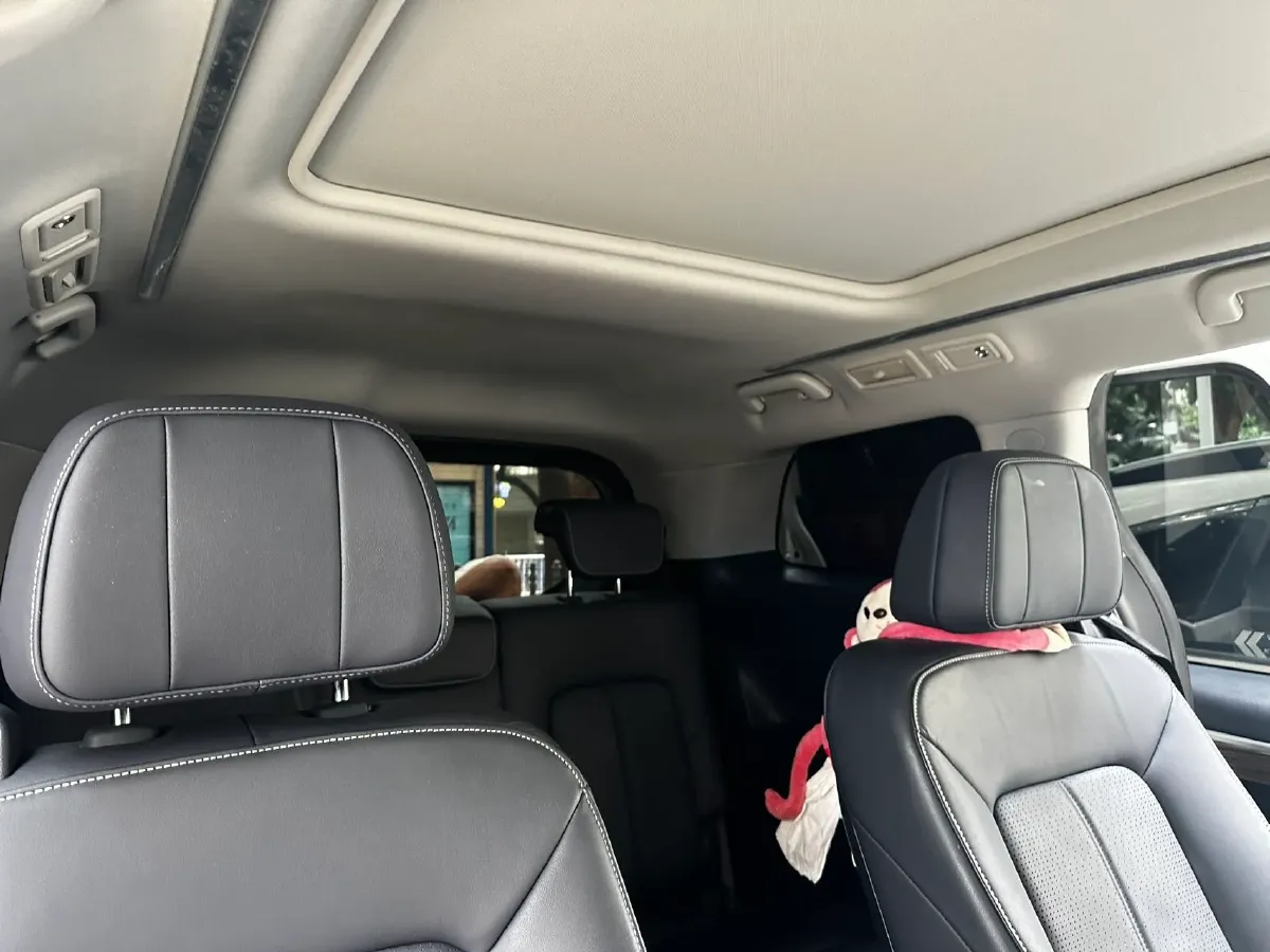 2021 GAC Trumpchi M8 2.0T 252HP L4 8AT,autocango,china used car exporter,china ev exporter,chinese used car exporter,chinese used ev exporter