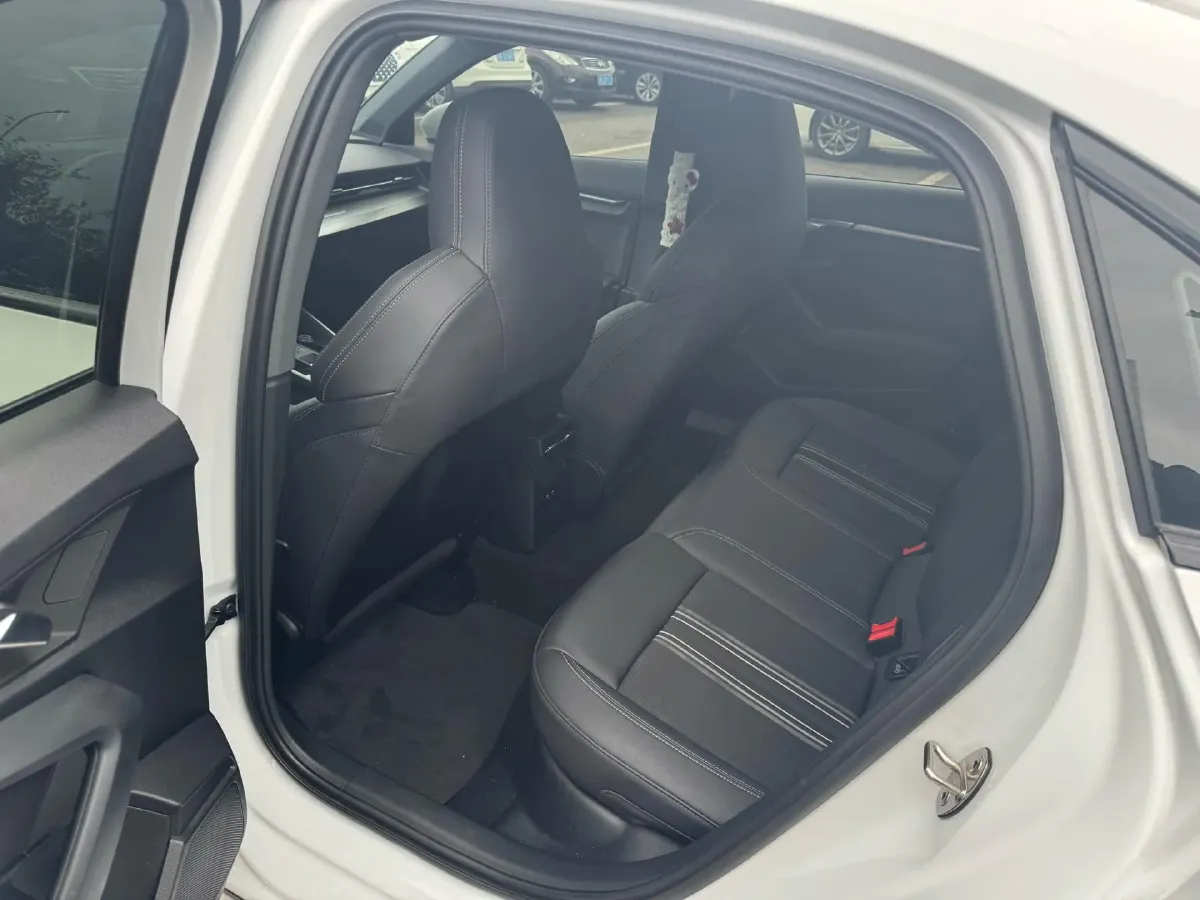 2022 Audi A3 1.4T 150HP L4 7DCT,autocango,china used car exporter,china ev exporter,chinese used car exporter,chinese used ev exporter