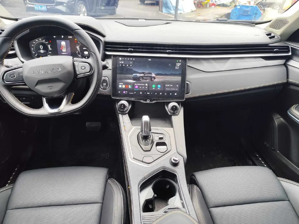 2024 LYNK&CO 01 2.0T 254HP L4 8AT,autocango,china used car exporter,china ev exporter,chinese used car exporter,chinese used ev exporter