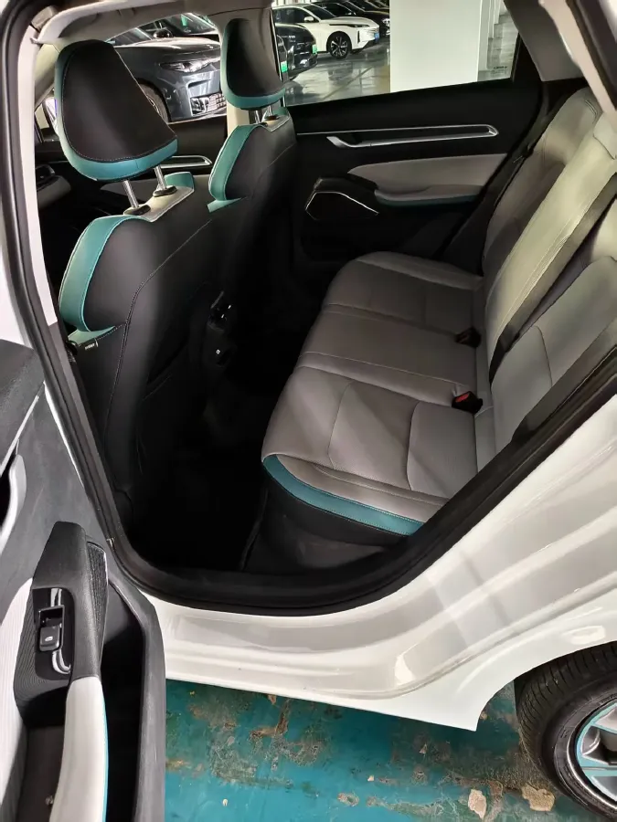 2023 Geely Emgrand 1.5L 127HP L4 CVT,autocango,china used car exporter,china ev exporter,chinese used car exporter,chinese used ev exporter