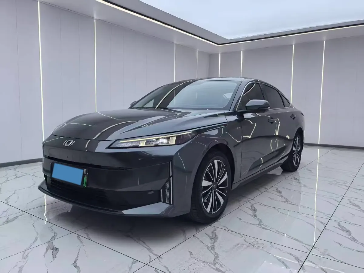 2024 ChangAn QiYuan A05 1.5L 110HP L4 E-CVT PHEV 9.07KWH,autocango,china used car exporter,china ev exporter,chinese used car exporter,chinese used ev exporter