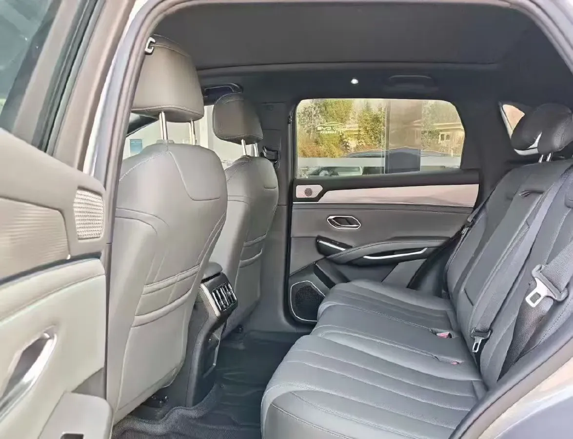 2025 BYD SongL DM-i 1.5L 101HP L4 E-CVT PHEV 18.3KWH,autocango,china used car exporter,china ev exporter,chinese used car exporter,chinese used ev exporter