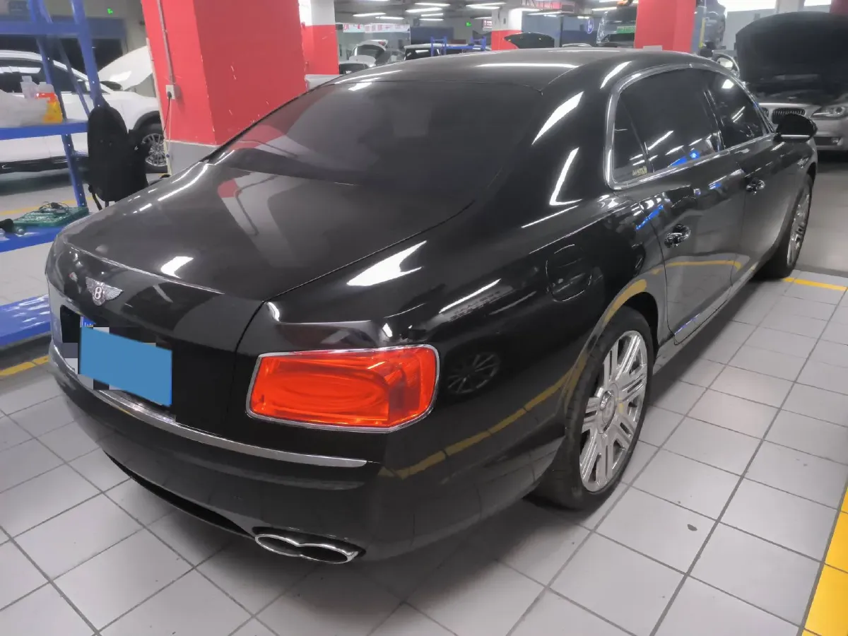2017 Bentley Flying Spur 4.0T 528HP V8 8AT,autocango,china used car exporter,china ev exporter,chinese used car exporter,chinese used ev exporter