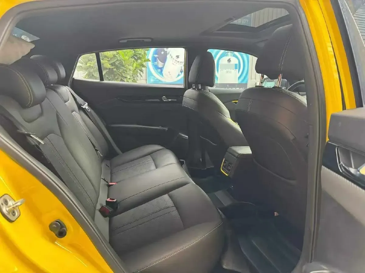 2021 DongFeng Aeolus YiXuan 1.5T 150HP L4 6DCT,autocango,china used car exporter,china ev exporter,chinese used car exporter,chinese used ev exporter