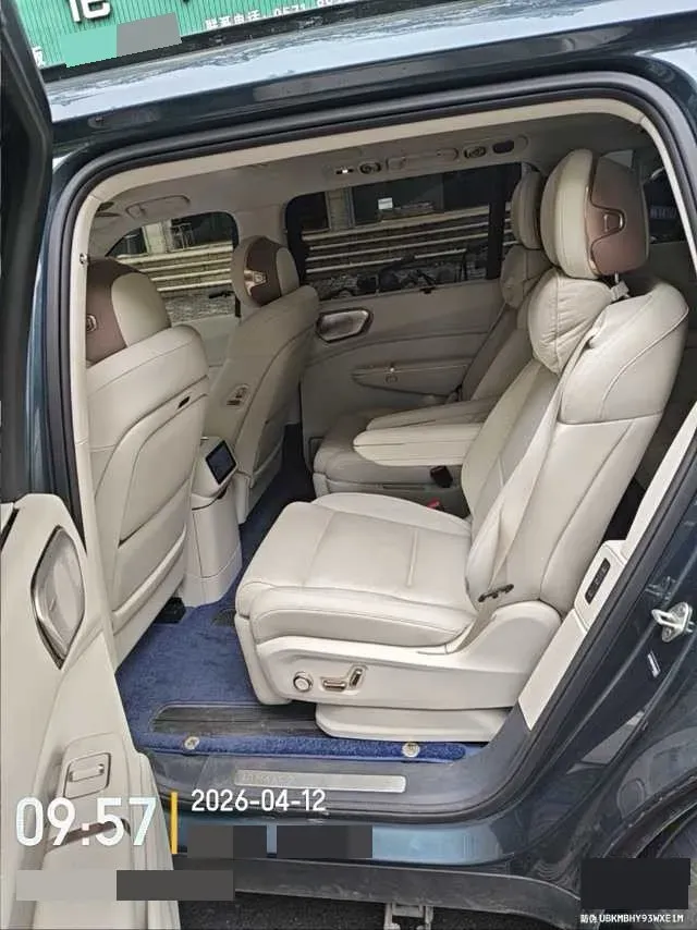 2025 LYNK&CO 900 2.0T 254HP L4 3DHT PHEV,autocango,china used car exporter,china ev exporter,chinese used car exporter,chinese used ev exporter