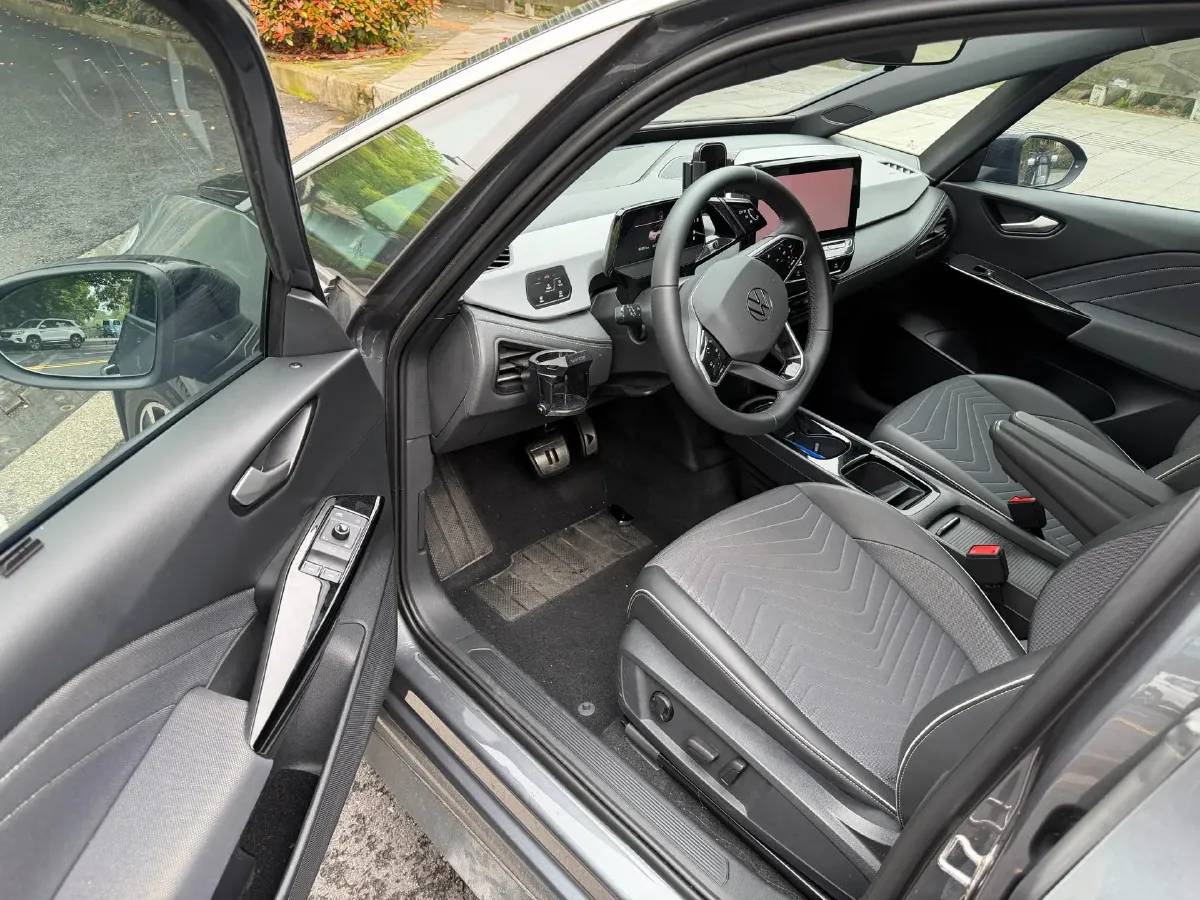 2024 Volkswagen ID.3 BEV 52.8KWH,autocango,china used car exporter,china ev exporter,chinese used car exporter,chinese used ev exporter