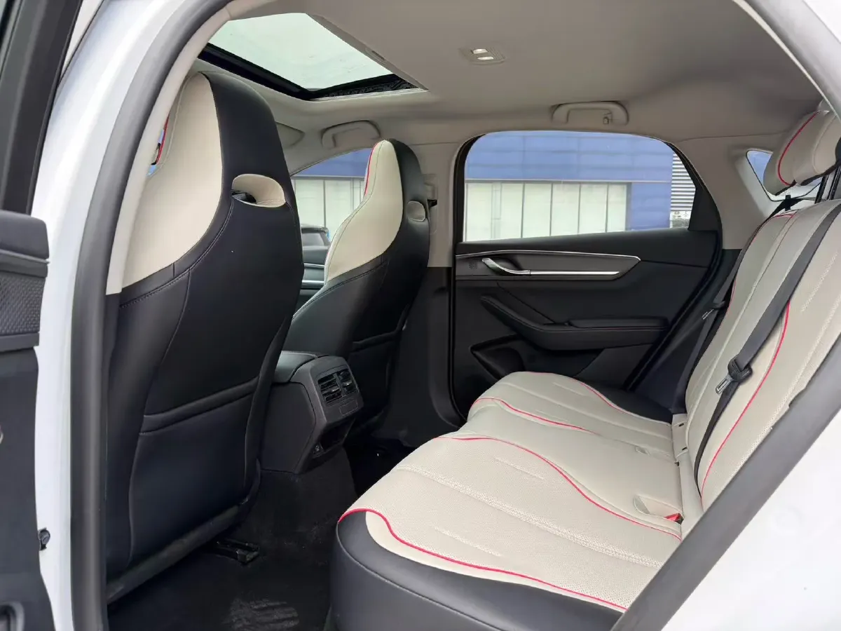 2022 Foton Grand General G7 2.0T 163HP L4 8AT,autocango,china used car exporter,china ev exporter,chinese used car exporter,chinese used ev exporter