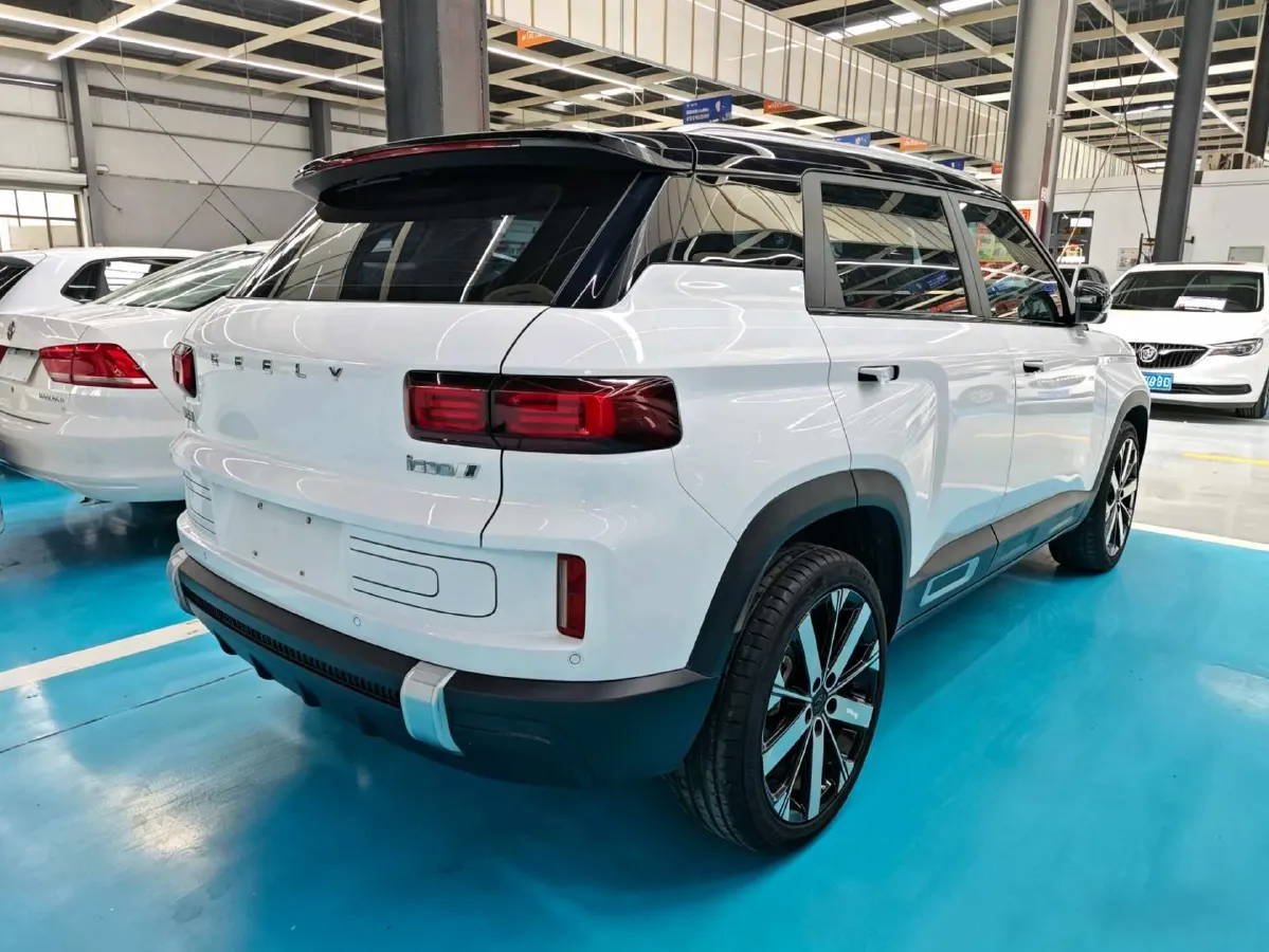 2023 Geely ICON 1.5T 181HP L4 7DCT,autocango,china used car exporter,china ev exporter,chinese used car exporter,chinese used ev exporter