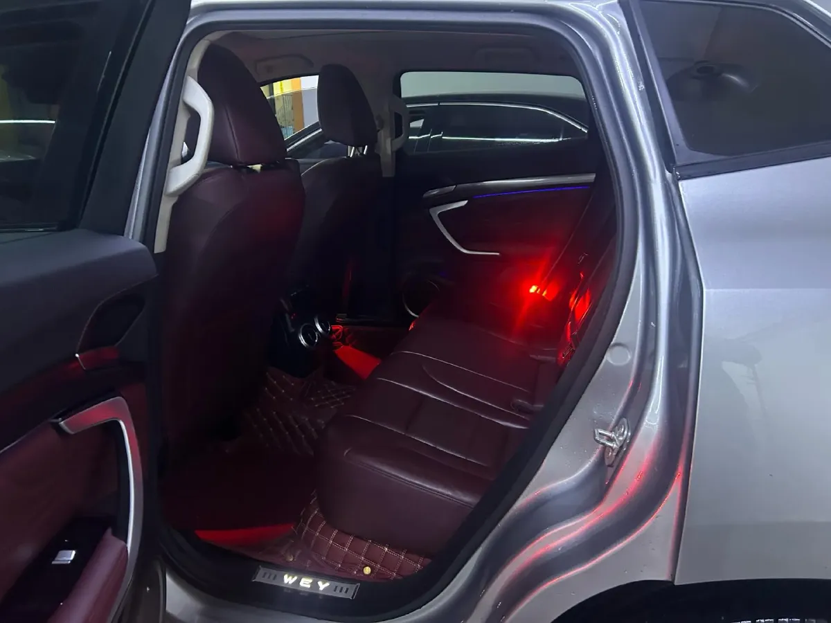 2017 WEY VV7 2.0T 234HP L4 7DCT,autocango,china used car exporter,china ev exporter,chinese used car exporter,chinese used ev exporter