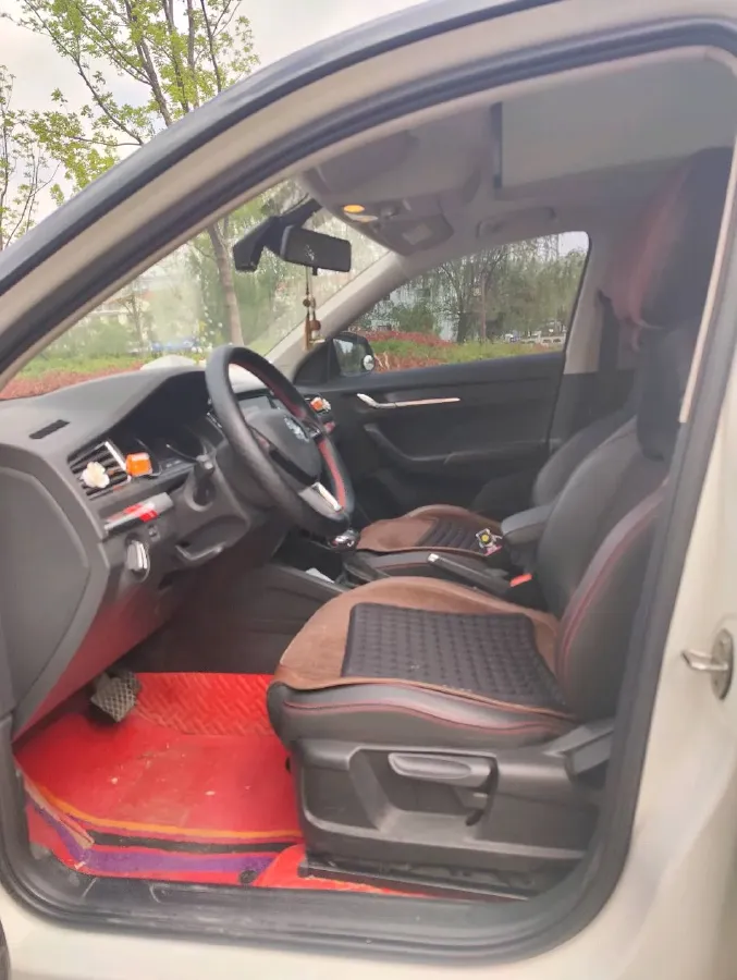 2020 Skoda Kamiq 1.2T 116HP L4 7DCT,autocango,china used car exporter,china ev exporter,chinese used car exporter,chinese used ev exporter