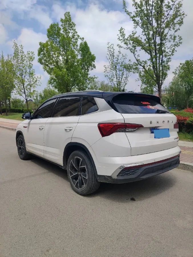 2020 Skoda Kamiq 1.2T 116HP L4 7DCT,autocango,china used car exporter,china ev exporter,chinese used car exporter,chinese used ev exporter