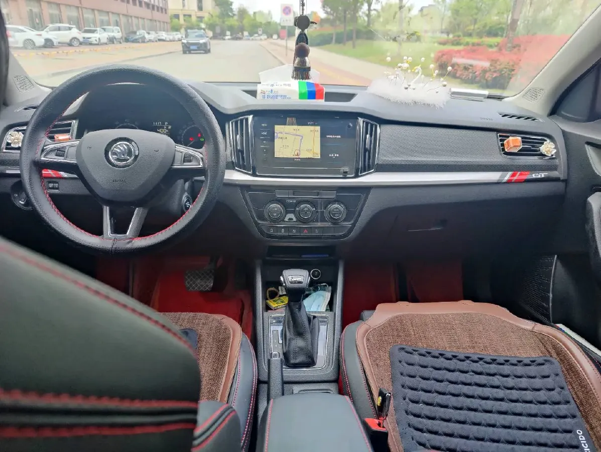 2020 Skoda Kamiq 1.2T 116HP L4 7DCT,autocango,china used car exporter,china ev exporter,chinese used car exporter,chinese used ev exporter