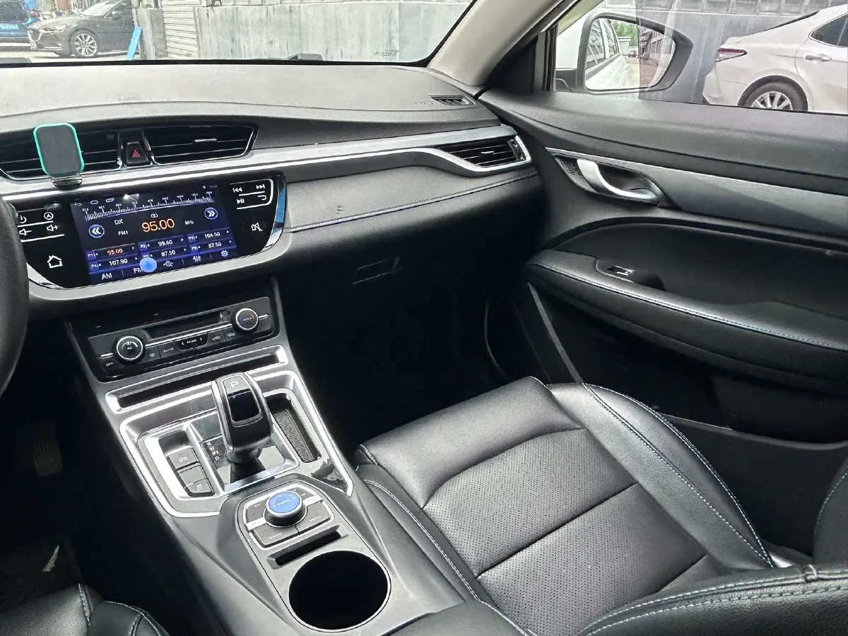 2017 Geely Emgrand 1.5L 103HP L4 E-CVT PHEV 11.3KWH,autocango,china used car exporter,china ev exporter,chinese used car exporter,chinese used ev exporter