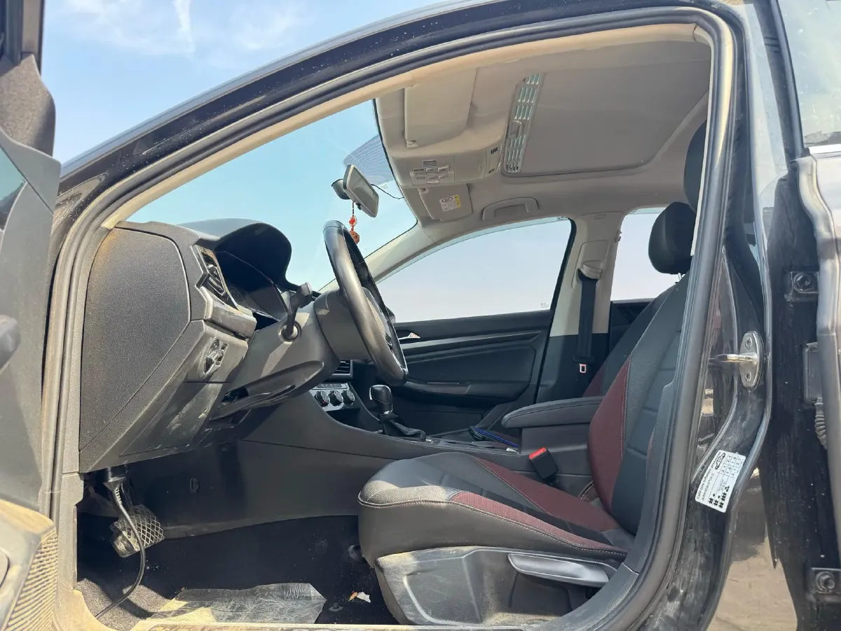 2019 Bestune T77 1.2T 143HP L4 7DCT,autocango,china used car exporter,china ev exporter,chinese used car exporter,chinese used ev exporter