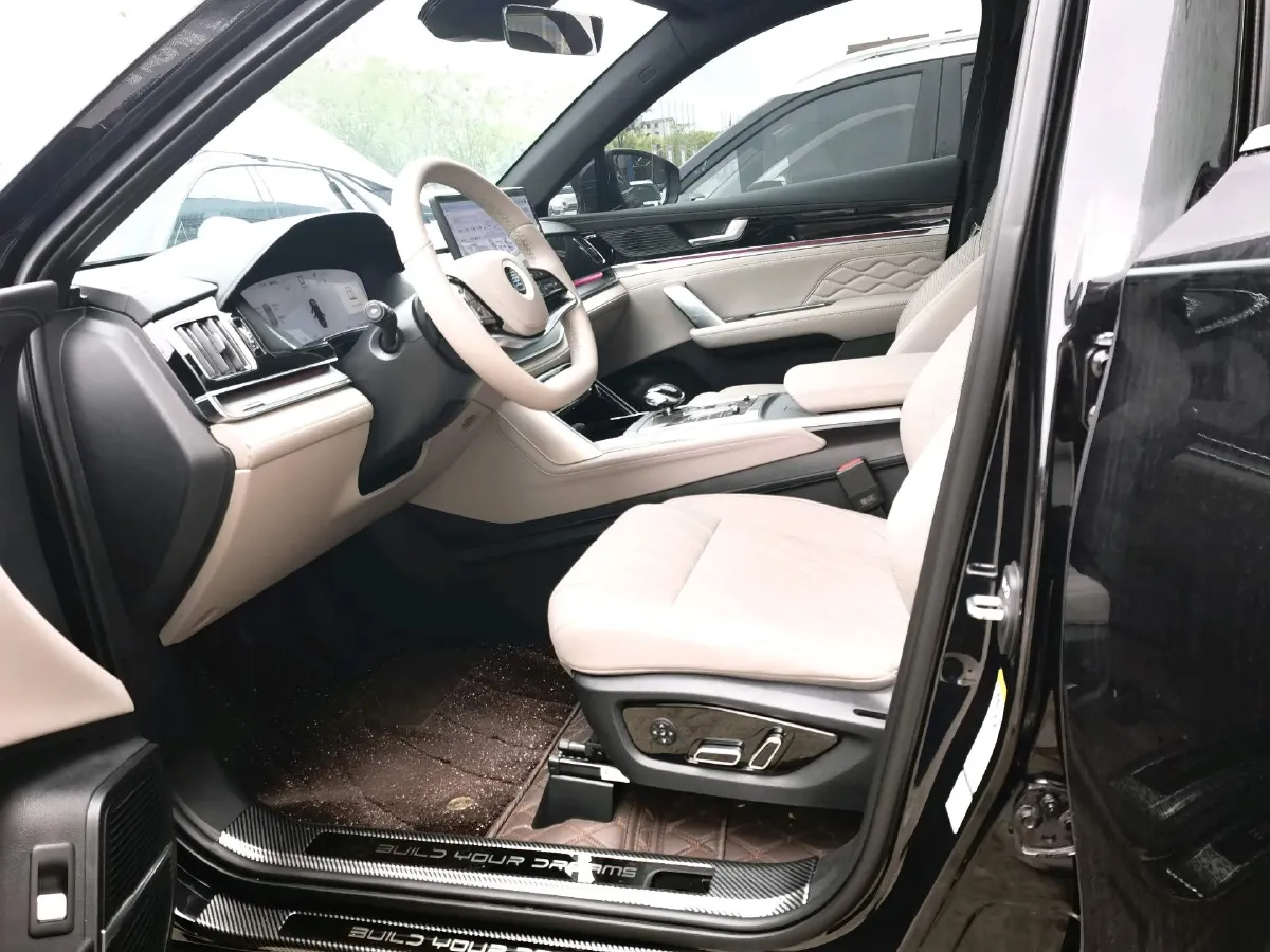 2025 BYD Tang 1.5T 156HP L4 E-CVT PHEV 21.504KWH,autocango,china used car exporter,china ev exporter,chinese used car exporter,chinese used ev exporter